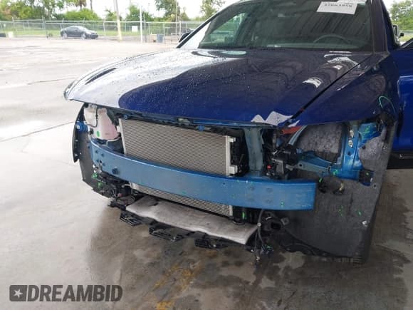 ✅ 2024 Cadillac LYRIQ Sport • VIN: 1GYKPVRK3RZ120383 • Lot: 42663958. Listed on IAAI with 27,280 mi. Free auction sales archive from the USA and detailed vehicle history report at DreamBid. Image 6.