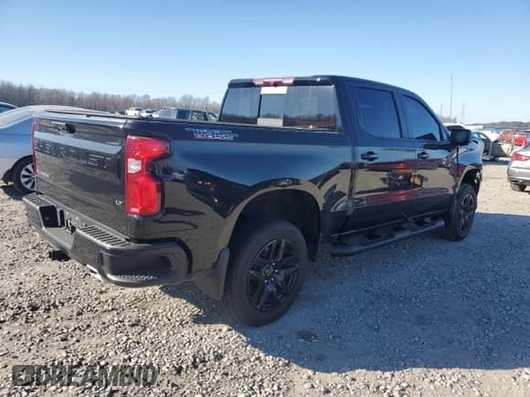 ✅ 2023 Chevrolet Silverado 1500 LT Trail Boss • VIN: 3GCUDFE84PG273892 • Lot: 46909745. Wystawiony na Copart z przebiegiem 59 466 mil. Bezpłatny archiwum sprzedaży aukcyjnych z USA i szczegółowy raport historii pojazdu na DreamBid. Zdjęcie 3.