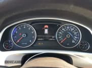 ✅ 2013 Volkswagen Touareg Exec • VIN: WVGEF9BP8DD010465 • Lot: 48802075. Listed on Copart with 149,491 mi. Free auction sales archive from the USA and detailed vehicle history report at DreamBid. Image 9.