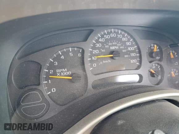 ✅ 2004 GMC Yukon SLE • VIN: 1GKEK13V34J138519 • Lot: 63150155. Wystawiony na Copart z przebiegiem 209 944 mil. Bezpłatny archiwum sprzedaży aukcyjnych z USA i szczegółowy raport historii pojazdu na DreamBid. Zdjęcie 9.