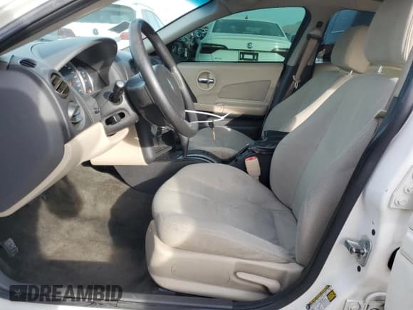 ✅ 2005 Pontiac Grand Prix • VIN: 2G2WP542651330885 • Lot: 45775325. Listed on Copart with 136,497 mi. Free auction sales archive from the USA and detailed vehicle history report at DreamBid. Image 7.