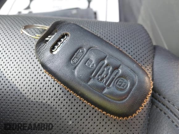 ✅ 2016 Audi A6 Prestige • VIN: WAUHGAFC3GN004804 • Лот: 42866023. Опубликован ранее на IAAI с пробегом 75 350 миль. Бесплатный доступ к архиву аукционных продаж из США и подробный отчёт об истории автомобиля на DreamBid. Изображение 11.