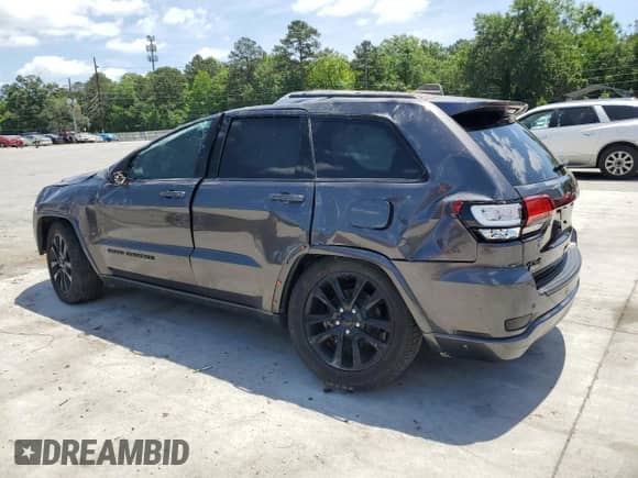 2020 Jeep Grand Cherokee Altitude z VIN 1C4RJFAG5LC108331, wystawiony jako Copart lot #54983305 z przebiegiem Nie podano mil oraz Czysty tytuł • Clean title. Historia ofert i sprzedaży dostępna na DreamBid. Obrazek 2.