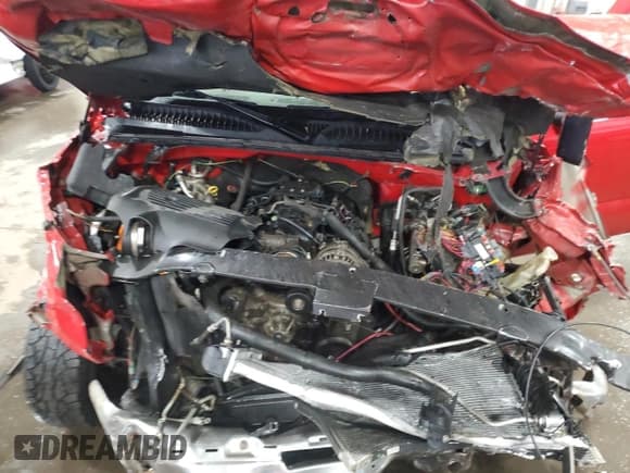 ✅ 2007 Chevrolet Silverado 2500HD Work Truck • VIN: 1GCHK24U67E100722 • Лот: 89061835. Опубликован ранее на Copart с пробегом 167 461 миль. Бесплатный доступ к архиву аукционных продаж из США и подробный отчёт об истории автомобиля на DreamBid. Изображение 11.