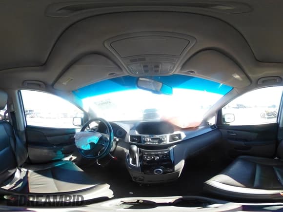 ✅ 2012 Honda Odyssey EX-L • VIN: 5FNRL5H68CB076110 • Lot: 43604213. Listed on IAAI with 208,000 mi. Free auction sales archive from the USA and detailed vehicle history report at DreamBid. Image 18.