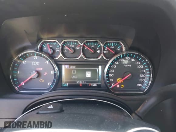 ✅ 2020 Chevrolet Tahoe LT • VIN: 1GNSCBKC3LR204995 • Lot: 42292566. Wystawiony na IAAI z przebiegiem 64 874 mil. Bezpłatny archiwum sprzedaży aukcyjnych z USA i szczegółowy raport historii pojazdu na DreamBid. Zdjęcie 7.