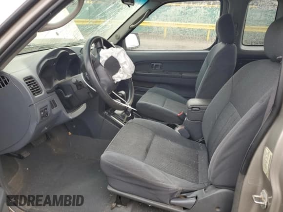 ✅ 2002 Nissan Frontier SVE • VIN: 1N6MD26Y52C374116 • Lot: 92444825. Listed on Copart with 182,661 mi. Free auction sales archive from the USA and detailed vehicle history report at DreamBid. Image 7.