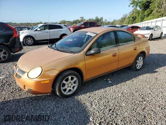 2005 Dodge Neon SXT z VIN 1B3ES56C15D234826, wystawiony jako Copart lot #54544395 z przebiegiem 234 495 mil mil oraz Szkoda całkowita • Salvage title. Historia ofert i sprzedaży dostępna na DreamBid. Obrazek 1.