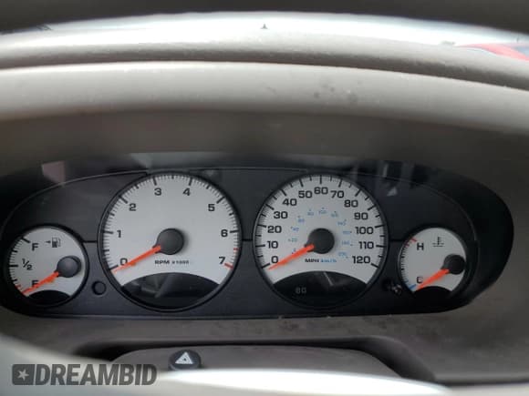 ✅ 2001 Dodge Stratus SE • VIN: 1B3EJ46U61N522786 • Lot: 55478205. Wystawiony na Copart z przebiegiem 88 051 mil. Bezpłatny archiwum sprzedaży aukcyjnych z USA i szczegółowy raport historii pojazdu na DreamBid. Zdjęcie 9.