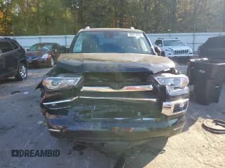 ✅ 2021 Toyota 4Runner Limited • VIN: JTEKU5JR1M5917265 • Lot: 90971835. Wystawiony na Copart z przebiegiem 35 727 mil. Bezpłatny archiwum sprzedaży aukcyjnych z USA i szczegółowy raport historii pojazdu na DreamBid. Zdjęcie 5.