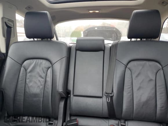 ✅ 2012 Audi Q7 Premium Plus • VIN: WA1LGAFE6CD008628 • Lot: 92617725. Wystawiony na Copart z przebiegiem 141 060 mil. Bezpłatny archiwum sprzedaży aukcyjnych z USA i szczegółowy raport historii pojazdu na DreamBid. Zdjęcie 10.