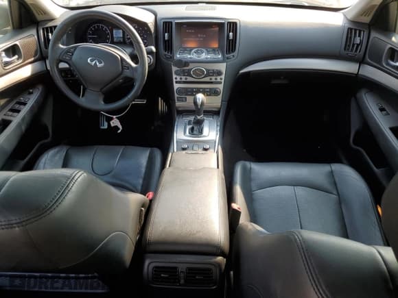 ✅ 2015 Infiniti Q40 • VIN: JN1CV6AR3FM523158 • Лот: 71269224. Опубликован ранее на Copart с пробегом 102 566 миль. Бесплатный доступ к архиву аукционных продаж из США и подробный отчёт об истории автомобиля на DreamBid. Изображение 8.