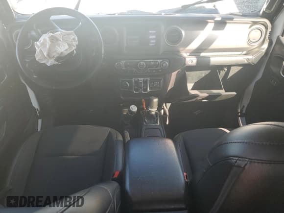 ✅ 2021 Jeep Gladiator Freedom • VIN: 1C6HJTAGXML557586 • Lot: 43510795. Listed on Copart with Not provided. Free auction sales archive from the USA and detailed vehicle history report at DreamBid. Image 8.