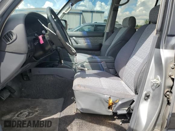 ✅ 1991 Toyota Land Cruiser • VIN: JT3FJ80W0M0031267 • Lot: 68374115. Listed on Copart with 359,346 mi. Free auction sales archive from the USA and detailed vehicle history report at DreamBid. Image 7.