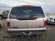 ✅ 2005 Ford Excursion Special Serv • VIN: 1FMNU41S75EB52834 • Лот: 86144624. Опубликован ранее на Copart с пробегом 246 772 миль. Бесплатный доступ к архиву аукционных продаж из США и подробный отчёт об истории автомобиля на DreamBid. Изображение 6.