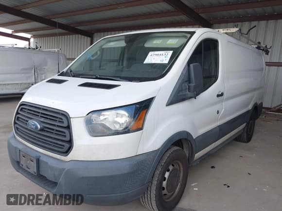 ✅ 2018 Ford Transit • VIN: 1FTYE1YM2JKA52866 • Lot: 42904132. Wystawiony na IAAI z przebiegiem 205 341 mil. Bezpłatny archiwum sprzedaży aukcyjnych z USA i szczegółowy raport historii pojazdu na DreamBid. Zdjęcie 2.