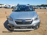 ✅ 2022 Subaru Outback Limited • VIN: 4S4BTANC8N3236969 • Lot: 82393625. Wystawiony na Copart z przebiegiem 54 880 mil. Bezpłatny archiwum sprzedaży aukcyjnych z USA i szczegółowy raport historii pojazdu na DreamBid. Zdjęcie 5.