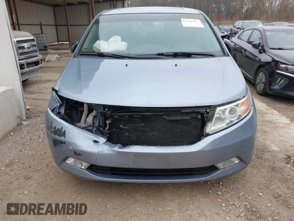 ✅ 2011 Honda Odyssey Touring • VIN: 5FNRL5H90BB060864 • Lot: 43756563. Listed on IAAI with 183,992 mi. Free auction sales archive from the USA and detailed vehicle history report at DreamBid. Image 6.