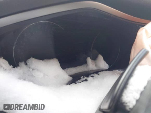 ✅ 2014 Lincoln MKZ • VIN: 3LN6L2J92ER832064 • Lot: 41374046. Listed on IAAI with 84,000 mi. Free auction sales archive from the USA and detailed vehicle history report at DreamBid. Image 7.