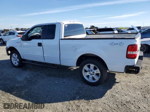 ✅ 2007 Ford F-150 XLT • VIN: 1FTPX14587FB62519 • Lot: 87083205. Listed on Copart with Not provided. Free auction sales archive from the USA and detailed vehicle history report at DreamBid. Image 2.