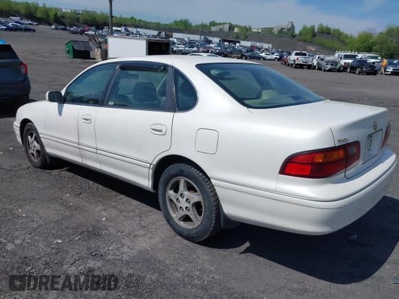 ✅ 1998 Toyota Avalon XL • VIN: 4T1BF18BXWU231522 • Лот: 42233315. Опубликован ранее на IAAI с пробегом 112 730 миль. Бесплатный доступ к архиву аукционных продаж из США и подробный отчёт об истории автомобиля на DreamBid. Изображение 3.