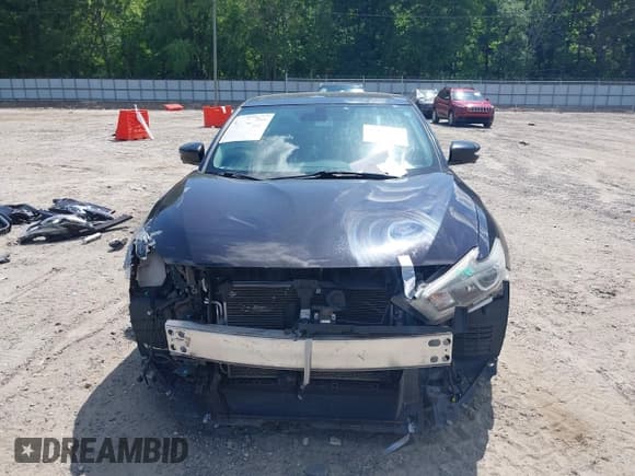 ✅ 2017 Nissan Maxima SR • VIN: 1N4AA6AP0HC371840 • Lot: 42236540. Wystawiony na IAAI z przebiegiem 137 587 mil. Bezpłatny archiwum sprzedaży aukcyjnych z USA i szczegółowy raport historii pojazdu na DreamBid. Zdjęcie 13.