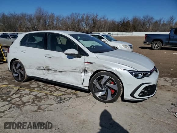 ✅ 2023 Volkswagen Golf GTI S • VIN: WVWGA7CD9PW192092 • Lot: 43199985. Wystawiony na Copart z przebiegiem 16 979 mil. Bezpłatny archiwum sprzedaży aukcyjnych z USA i szczegółowy raport historii pojazdu na DreamBid. Zdjęcie 4.