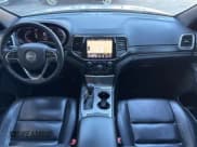 ✅ 2019 Jeep Grand Cherokee Limited • VIN: 1C4RJFBGXKC577010 • Lot: 43610788. Listed on IAAI with 129,473 mi. Free auction sales archive from the USA and detailed vehicle history report at DreamBid. Image 6.