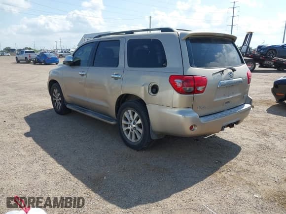 ✅ 2008 Toyota Sequoia Limited • VIN: 5TDZY68A78S000053 • Lot: 42720639. Listed on IAAI with 228,879 mi. Free auction sales archive from the USA and detailed vehicle history report at DreamBid. Image 3.