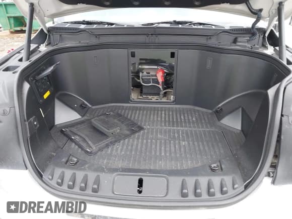 ✅ 2023 Ford F-150 Lightning Pro • VIN: 1FTVW1EL8PWG05596 • Лот: 41644473. Опубликован ранее на IAAI с пробегом 20 129 миль. Бесплатный доступ к архиву аукционных продаж из США и подробный отчёт об истории автомобиля на DreamBid. Изображение 10.