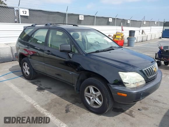 ✅ 2002 Lexus RX 300 • VIN: JTJGF10U320121708 • Lot: 42383693. Listed on IAAI with 273,781 mi. Free auction sales archive from the USA and detailed vehicle history report at DreamBid. Image 1.