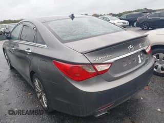 ✅ 2012 Hyundai Sonata SE • VIN: 5NPEC4AB8CH501875 • Лот: 43455811. Опубликован ранее на IAAI с пробегом 219 934 миль. Бесплатный доступ к архиву аукционных продаж из США и подробный отчёт об истории автомобиля на DreamBid. Изображение 3.
