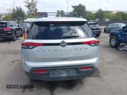 ✅ 2022 Nissan Pathfinder SV • VIN: 5N1DR3BA9NC255911 • Lot: 43231938. Listed on IAAI with 84,754 mi. Free auction sales archive from the USA and detailed vehicle history report at DreamBid. Image 17.