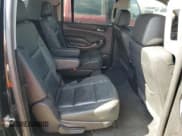 ✅ 2019 Chevrolet Suburban LT • VIN: 1GNSKHKC9KR374511 • Lot: 74765534. Wystawiony na Copart z przebiegiem 90 109 mil. Bezpłatny archiwum sprzedaży aukcyjnych z USA i szczegółowy raport historii pojazdu na DreamBid. Zdjęcie 11.