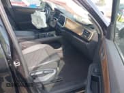 ✅ 2024 Volkswagen Atlas SE • VIN: 1V2DR2CA1RC576374 • Lot: 42491607. Listed on IAAI with 23,355 mi. Free auction sales archive from the USA and detailed vehicle history report at DreamBid. Image 5.