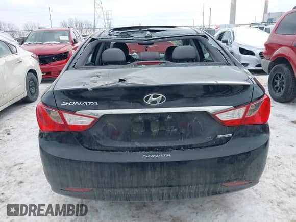 2012 Hyundai Sonata SE with VIN 5NPEC4AC9CH476283, listed as a IAAI auction lot 41354339 with 121,898 mi miles and . Bid and sale history available at DreamBid. Image 16.
