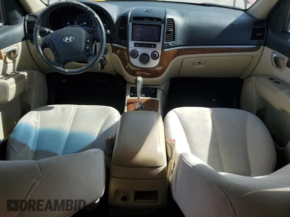 ✅ 2008 Hyundai Santa Fe SE • VIN: 5NMSH13E58H201466 • Lot: 80006684. Listed on Copart with 309,321 mi. Free auction sales archive from the USA and detailed vehicle history report at DreamBid. Image 8.