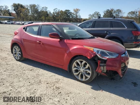 ✅ 2013 Hyundai Veloster w/Gray Int • VIN: KMHTC6AD6DU138208 • Lot: 77527594. Wystawiony na Copart z przebiegiem 73 627 mil. Bezpłatny archiwum sprzedaży aukcyjnych z USA i szczegółowy raport historii pojazdu na DreamBid. Zdjęcie 4.