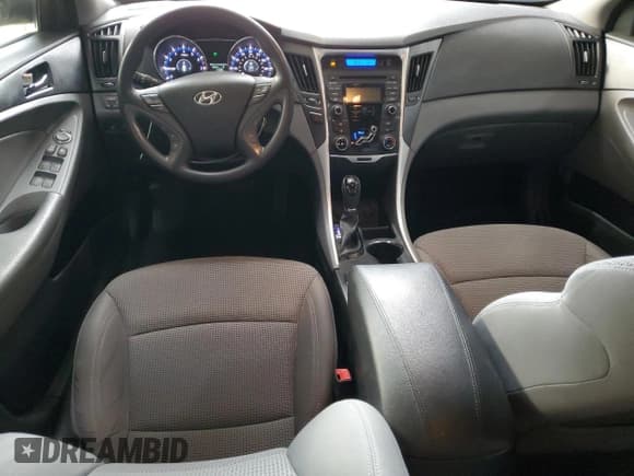 ✅ 2013 Hyundai Sonata GLS • VIN: 5NPEB4AC0DH784639 • Лот: 90232685. Опубликован ранее на Copart с пробегом 77 346 миль. Бесплатный доступ к архиву аукционных продаж из США и подробный отчёт об истории автомобиля на DreamBid. Изображение 8.