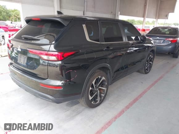 ✅ 2022 Mitsubishi Outlander ES • VIN: JA4J3TA88NZ032435 • Лот: 42650711. Опубликован ранее на IAAI с пробегом 55 462 миль. Бесплатный доступ к архиву аукционных продаж из США и подробный отчёт об истории автомобиля на DreamBid. Изображение 4.