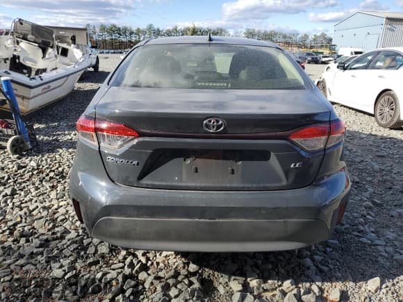 ✅ 2023 Toyota Corolla LE • VIN: JTDB4MEE0P3016197 • Lot: 91671675. Wystawiony na Copart z przebiegiem 42 513 mil. Bezpłatny archiwum sprzedaży aukcyjnych z USA i szczegółowy raport historii pojazdu na DreamBid. Zdjęcie 6.