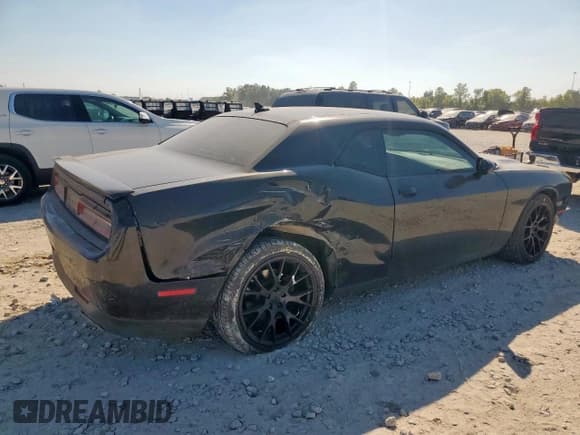 ✅ 2017 Dodge Challenger SXT • VIN: 2C3CDZAGXHH519389 • Lot: 86459725. Listed on Copart with 142,933 mi. Free auction sales archive from the USA and detailed vehicle history report at DreamBid. Image 3.