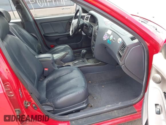 ✅ 2002 Hyundai Elantra GT • VIN: KMHDN55D72U062238 • Lot: 41914104. Wystawiony na IAAI z przebiegiem 189 525 mil. Bezpłatny archiwum sprzedaży aukcyjnych z USA i szczegółowy raport historii pojazdu na DreamBid. Zdjęcie 5.