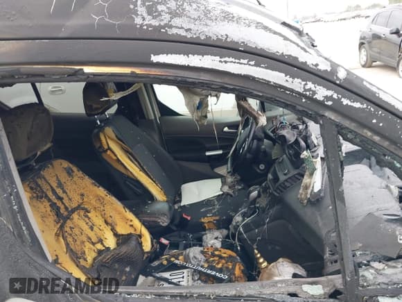 ✅ 2022 Ford Transit Connect XLT • VIN: NM0GE9F21N1512832 • Lot: 41005159. Listed on IAAI with Not provided. Free auction sales archive from the USA and detailed vehicle history report at DreamBid. Image 5.