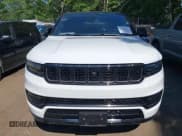 ✅ 2024 Jeep Grand Wagoneer Series II • VIN: 1C4SJSFP8RS150090 • Лот: 42548014. Опубликован ранее на IAAI с пробегом 34 755 миль. Бесплатный доступ к архиву аукционных продаж из США и подробный отчёт об истории автомобиля на DreamBid. Изображение 6.