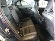 ✅ 2022 Volvo S60 Ultimate Dark Theme • VIN: 7JRL12TM4NG162511 • Lot: 61111783. Wystawiony na Copart z przebiegiem 8 815 mil. Bezpłatny archiwum sprzedaży aukcyjnych z USA i szczegółowy raport historii pojazdu na DreamBid. Zdjęcie 10.