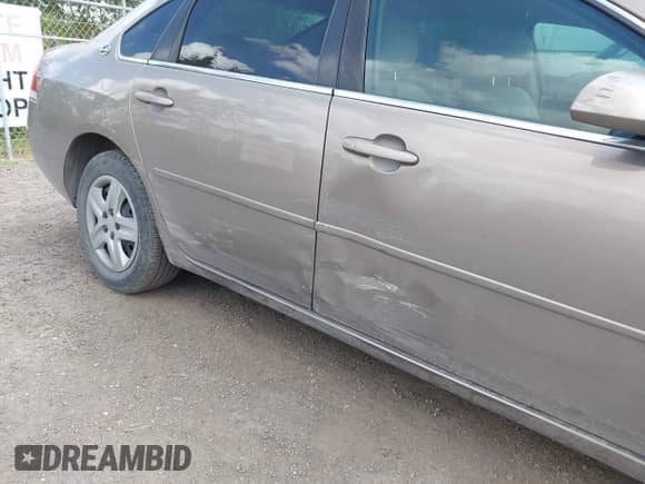 2007 Chevrolet Impala LS with VIN 2G1WB58K879382682, listed as a IAAI auction lot 43399491 with 262,646 mi miles and . Bid and sale history available at DreamBid. Image 6.