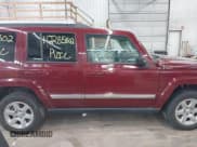 ✅ 2010 Jeep Commander Sport • VIN: 1J4RG4GK6AC140856 • Lot: 42285802. Listed on IAAI with 247,830 mi. Free auction sales archive from the USA and detailed vehicle history report at DreamBid. Image 13.