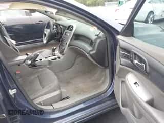 2014 Chevrolet Malibu LS with VIN 1G11B5SL4EF109318, listed as a IAAI auction lot 43190907 with 321,257 mi miles and . Bid and sale history available at DreamBid. Image 5.