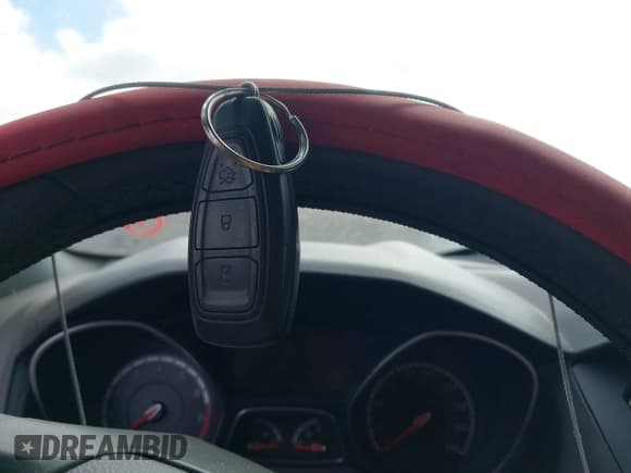 ✅ 2016 Ford Focus ST • VIN: 1FADP3L90GL398754 • Lot: 43271283. Listed on IAAI with 111,448 mi. Free auction sales archive from the USA and detailed vehicle history report at DreamBid. Image 11.